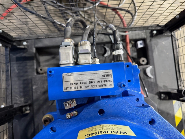 Yaskawa Motoman HP20D, 6-Axis Robot, 20 kg payload, 1717 mm reach, LoadWorld machine tending cell, DX100 - Image 6
