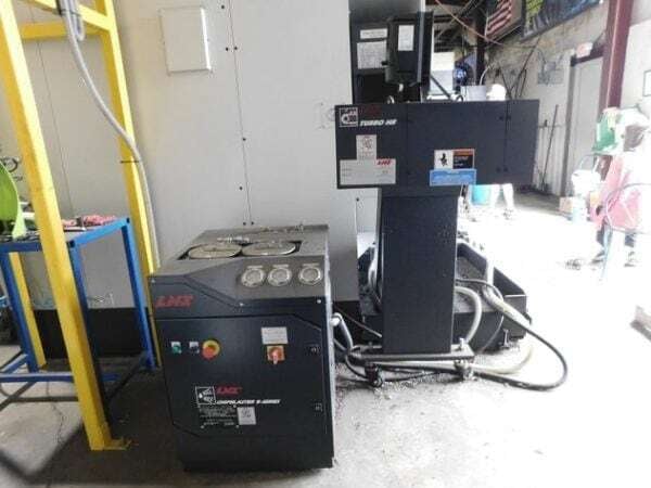 Daewoo Doosan #BVM5700, CNC vertical machining center, 41.3" X, 22.4" Y, 18.1" Z, 15000 RPM, #40, 50 HP - Image 3