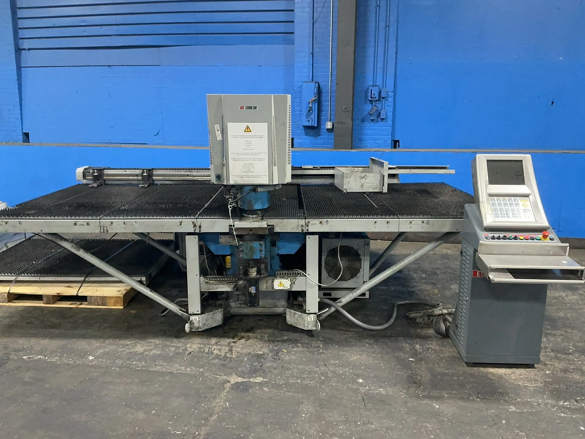 Euromac #BX-1250/30, CNC Punch Press, 68" x 155" capacity, 6" diameter, 2011 - Image 2