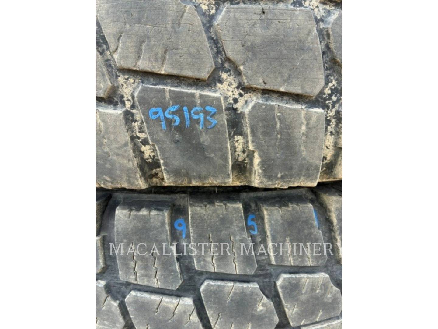 Non-Cat Attachments 20.5R25, - Image 5