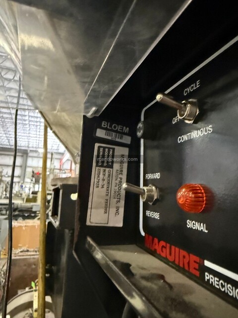 Maguire #MCF-8-34, Color Feeder, hopper & feed throat magnet, (4 available) - Image 5