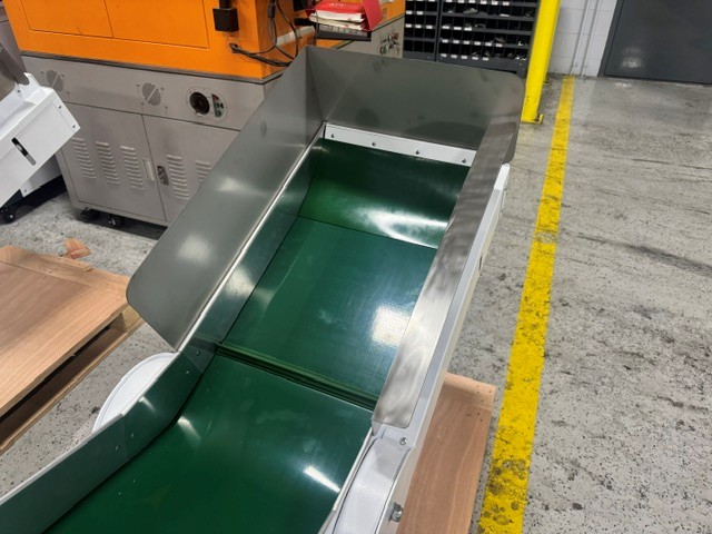 12.6" wide, Shini #CB-5, adjustable nose over conveyor, 230 V., 1 Ph., new, 2026 (2 available) - Image 4