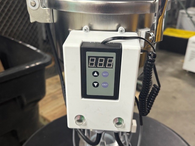 Shini #SAL-3UE, vacuum hopper loader with sight glass, 440 lb./hr., 3 liter, 1.85 HP, 110 V., new, 2026 - Image 4