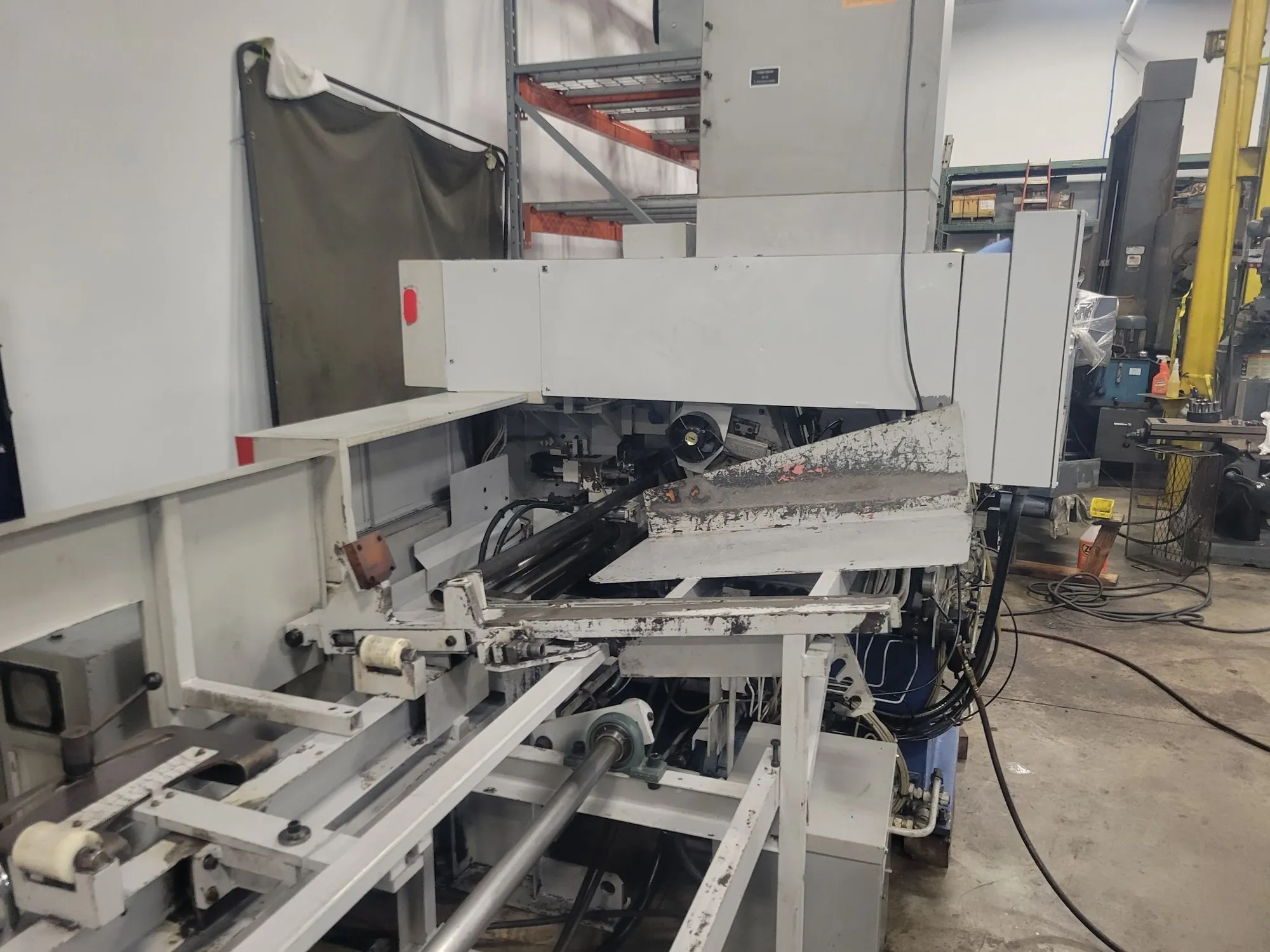 5.12" Tsune #TK5C-101GL, CNC cold saw, 14" blade, 2" arbor, 12-120 RPM, 15 HP, hydraulic clamping, automatic - Image 2