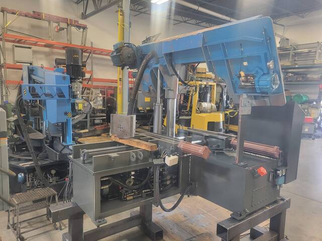 16.5" DoAll #DC-420NC, automatic horizontal band saw, 192" x 1.5" blade, 10.1 HP, 220 V., 3 Ph., refurbished - Image 2