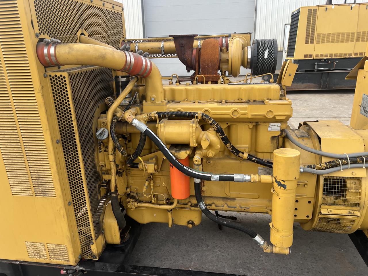 250 KW Caterpillar #SR4, diesel generator set, 3306 DITA engine, 480 Volts, 1/3 phase, open skid, 829 hours - Image 8