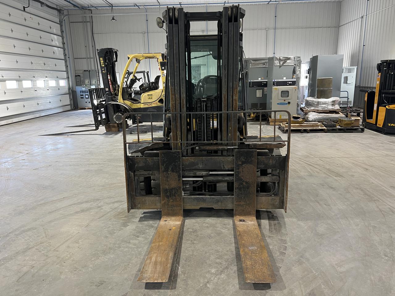 12,000 lb. Caterpillar #DP55N1, diesel forklift, 42" forks, triple stage mast, side shift, fork positioner - Image 7