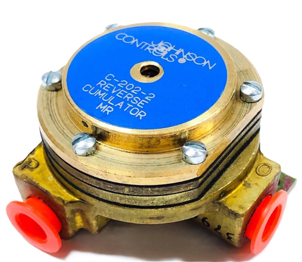 Johnson Controls C-202-2 Reverse Acting Cumulator, 2:1 Ratio, NEW - Image 1