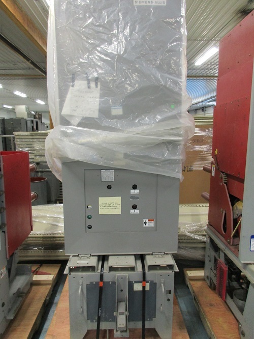 2000 Amps, Siemens, 15-3AF-1000A-77, 100-140 VDC vacuum retrofit - Image 1