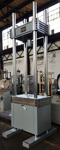 100 KIP, MTS #311.31, 4-column material fatigue testing - Image 1