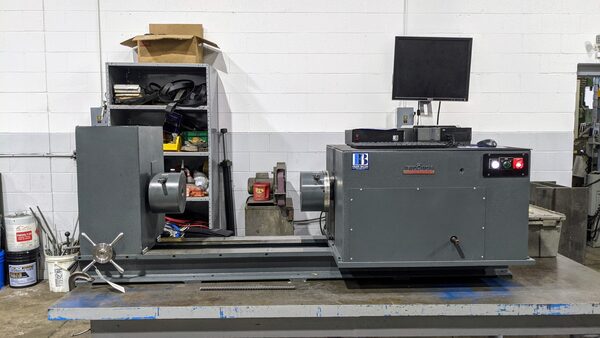 10000 lb. Tinius-Olsen #Lo-Torq, 5&deg;-360&deg; /min.both directions, 0-18"btwn chucks - Image 1