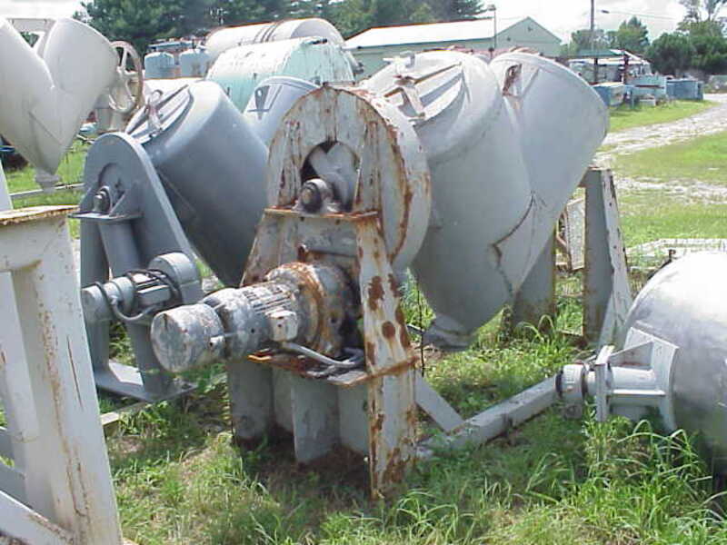 20 cu.ft. Patterson -Kelley, twin shell blender, 5 HP, 208-220/440 V., 1750 RPMi, 100 RPMo, 17.1:1 ratio - Image 3