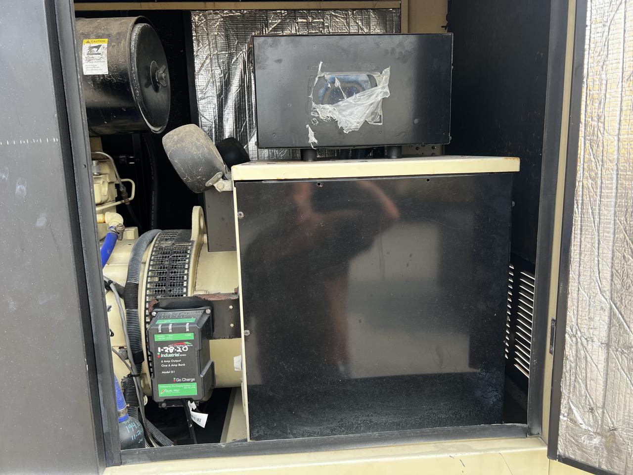 30 KW Kohler #30REOZJB, Diesel Generator Set, 120/240 Volts, 1800 RPM, 2.9 liter John Deere engine, circuit - Image 7