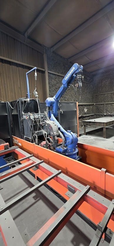 Mach Machines, 2-Position Robotic Welding Cell, headstock/tailstock interpolated axis, manual weld table - Image 4