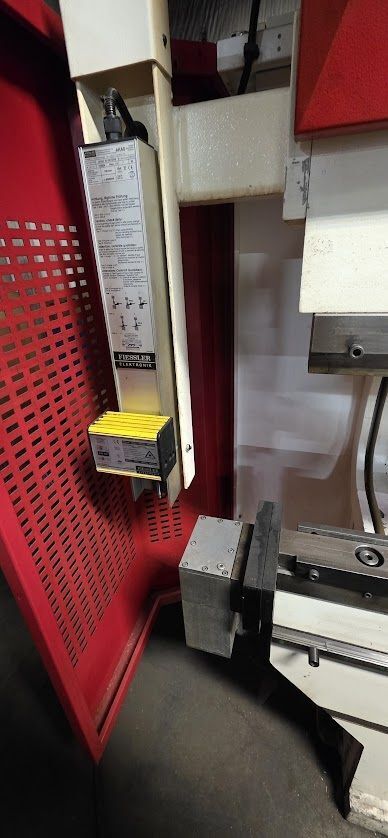 100 Ton, Baykal #APHS-3104x90, 4-Axis CNC Hydraulic Press Brake, 10' bending length, 102" between housings - Image 3