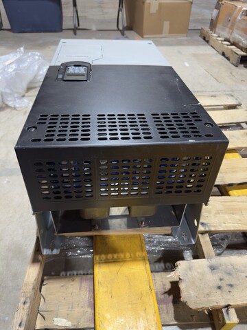 Allen-Bradley #2 0gwanc415an6vnhn8-, Variable Frequency Drive, 3 Phase, Liquid Cooled - Image 9