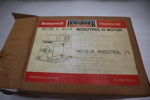 Honeywell M4185E4014 Damper Actuator Modutrol IV NEW IN BOX STOCK GF-142 - Image 1