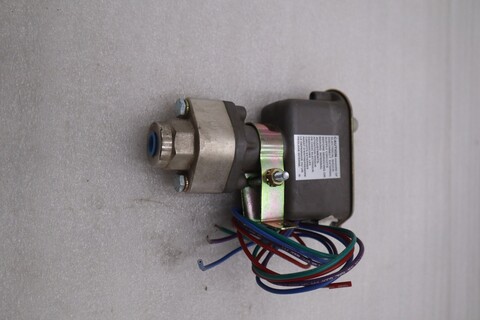 Pressure actuated switch c9612-3-cs stock new open box #k-1946a - Image 4