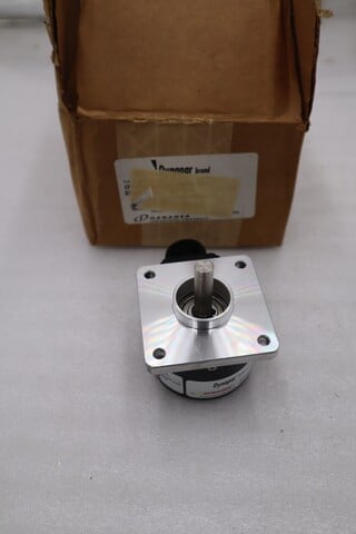 DYNAPAR Encoder Series HR52501000351 - NEW IN BOX - STOCK H573A - Image 1
