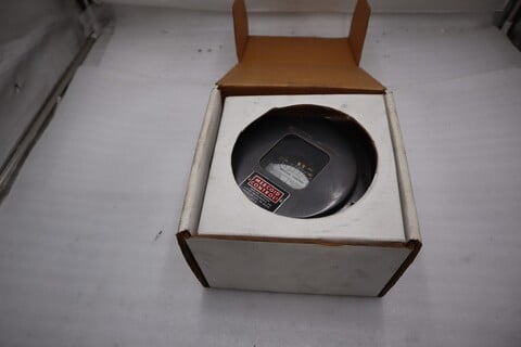 Dwyer mercoid prw-2-p1 2 & 3r differential pressure switch stock 5180cc - Image 1