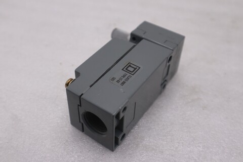 Square D 9007C68T10 Limit Switch Rotary Head 10A 600V 2NO/2NC NEW STOCK GF-707A - Image 3