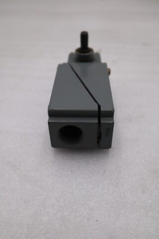 New open box ab allen bradley 802t-alp limit switch ser.j 802talp stk l84c - Image 2