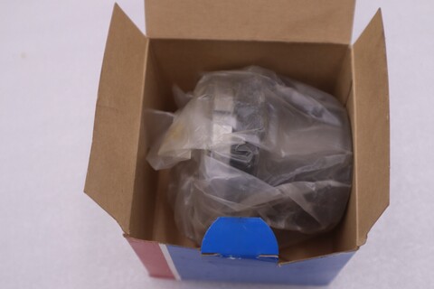 Lot of 3 -- skf h 2311 adapter sleeve new open box stock g41b - Image 3