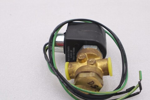 Parker 04f30c2108acf4c05 npt 1/4 solenoid valve stock #k-2296 - Image 3