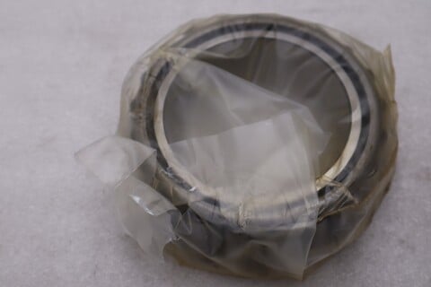 Martin e 2 1/8 bearing stock #b-3052 - Image 3