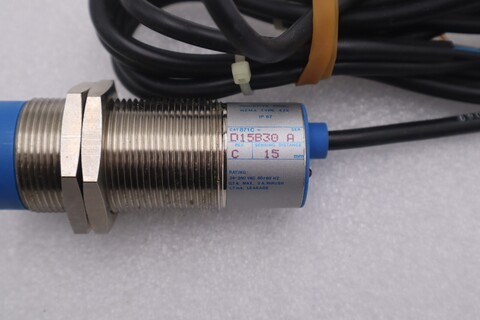 Allen bradley 871c-d15b30 photo switch ser a #k-551a - Image 2