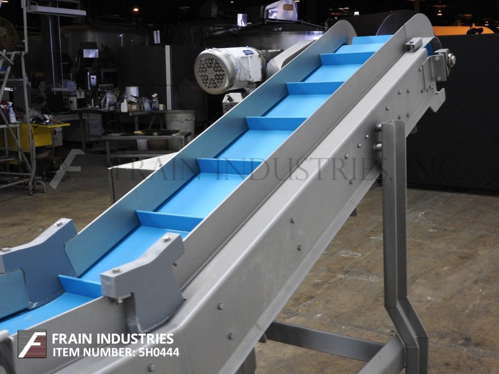 16" wide x 6.1' long, Smalley, Stainless Steel, inclined cleated belt conveyor, food grade belt, 1/2 HP drive - Image 2