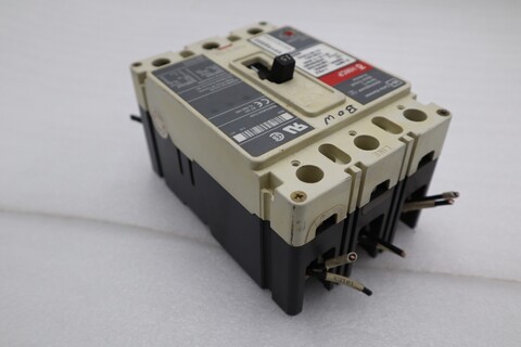 HMCP015E0 Cutler-Hammer Hammer Motor Circuit Protector 15A 3P 600V STOCK 4055-A - Image 2