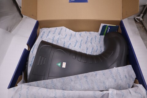Action Instruments All Terrain 15" Composite Toe Rubber Work Boots A4144-11 - STOCK GF978 - Image 2