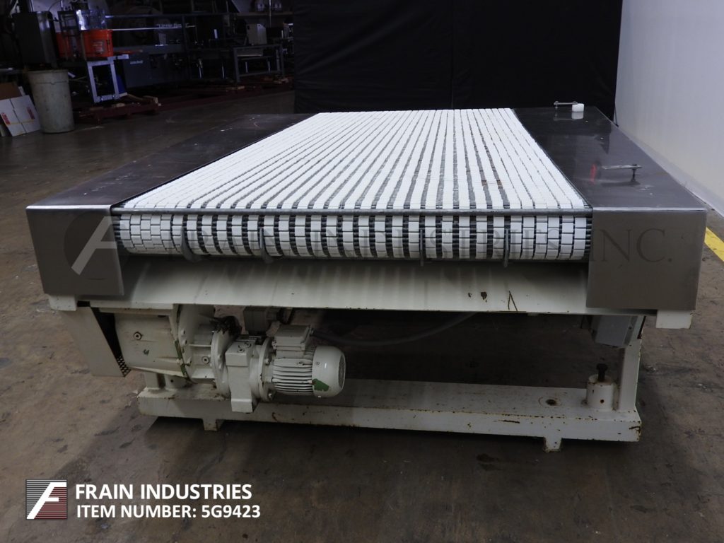 Hosokawa #FA1300, fanning conveyor, 70" long fanning belt powered by a 1 HP drive - Image 2