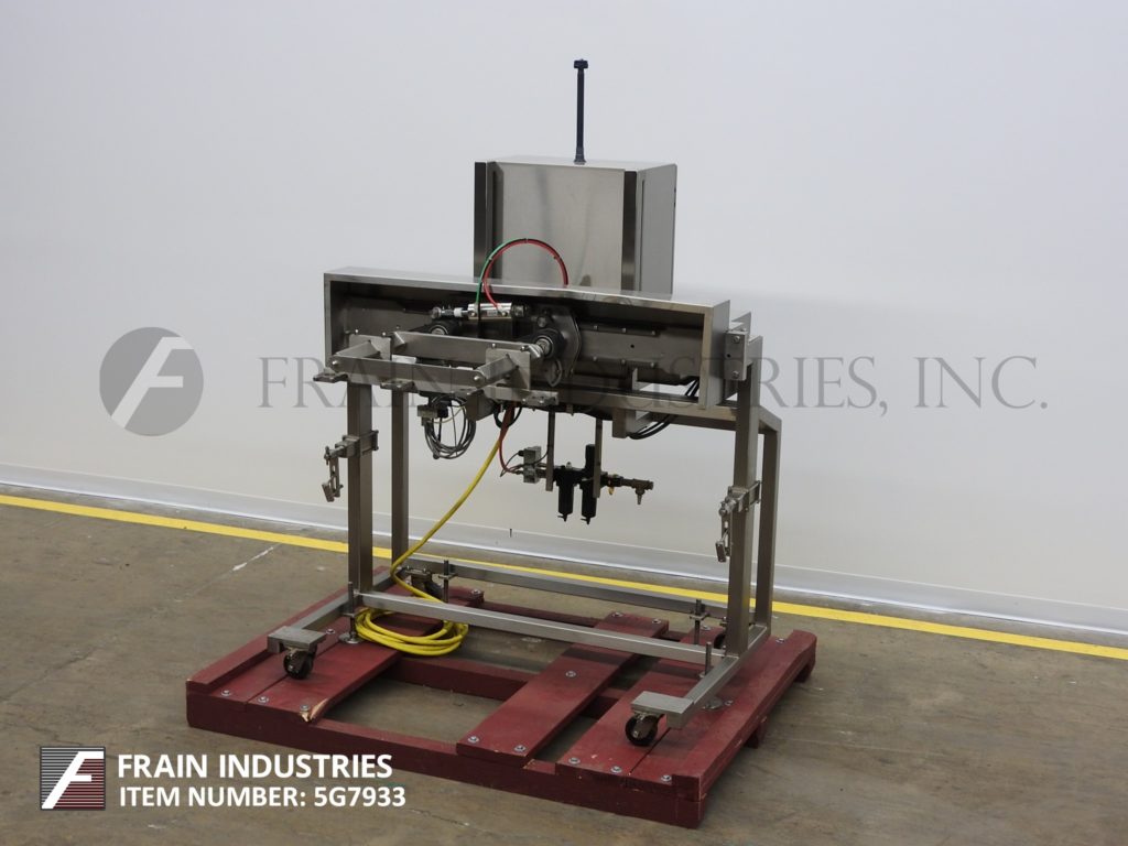 FEMC, X-Y Traveling Head, servo driven optional attachment for filling machines, AB controller with an AB - Image 5