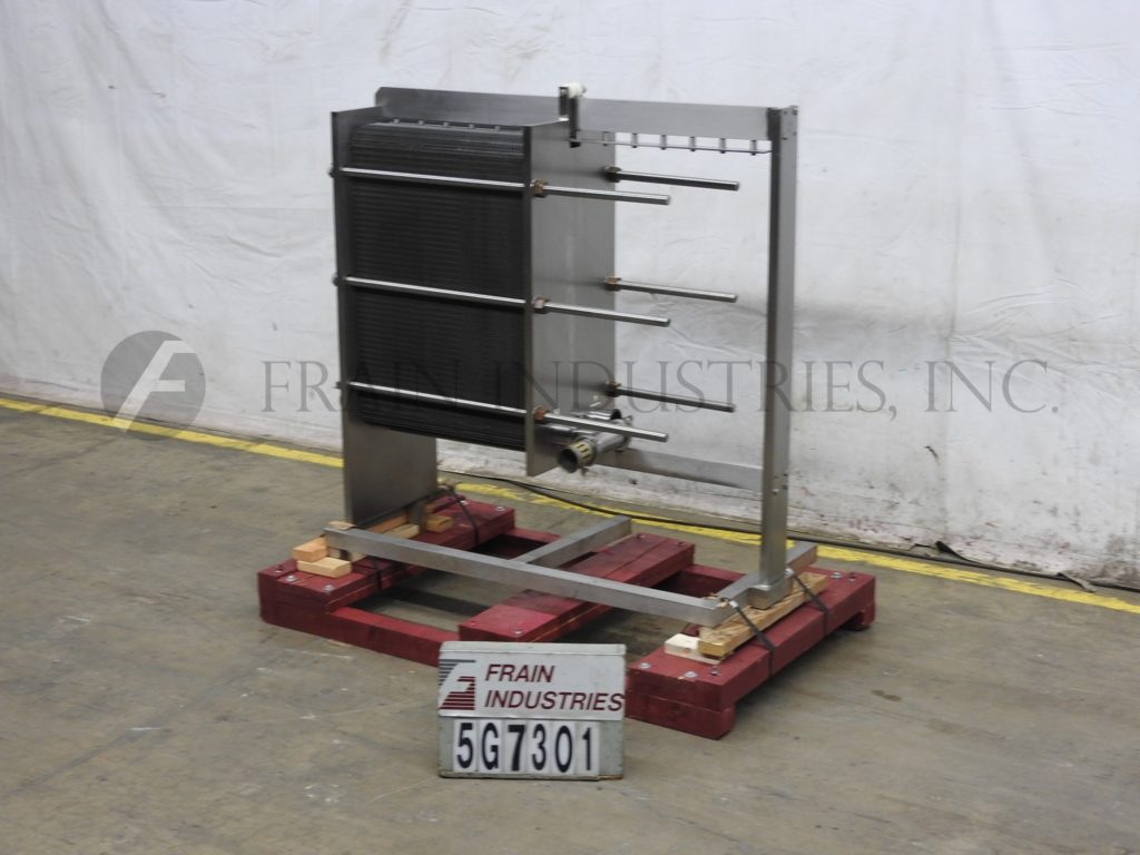 495 sq.ft., Thermaline, T28CH, Stainless Steel plate and frame heat exchanger, 100 psi, 165 plates - Image 1