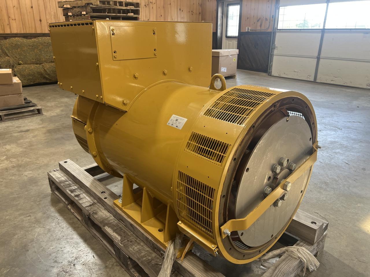 750 KW Caterpillar #LC7034J, generator end, 480 Volts, 12 wires, 18" flywheel, 0 hours, 2024 - Image 6