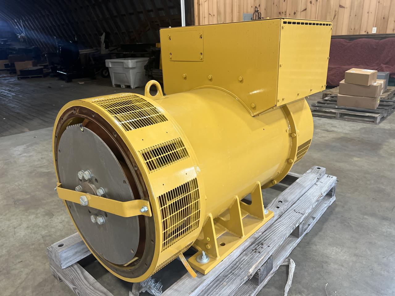 750 KW Caterpillar #LC7034J, generator end, 480 Volts, 12 wires, 18" flywheel, 0 hours, 2024 - Image 9