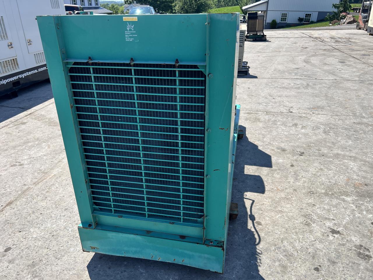 150 KW Cummins/Onan #150DGFA, diesel generator set, 480 Volts, 1/3 phase, 8.3L Cummins engine, open skid - Image 6
