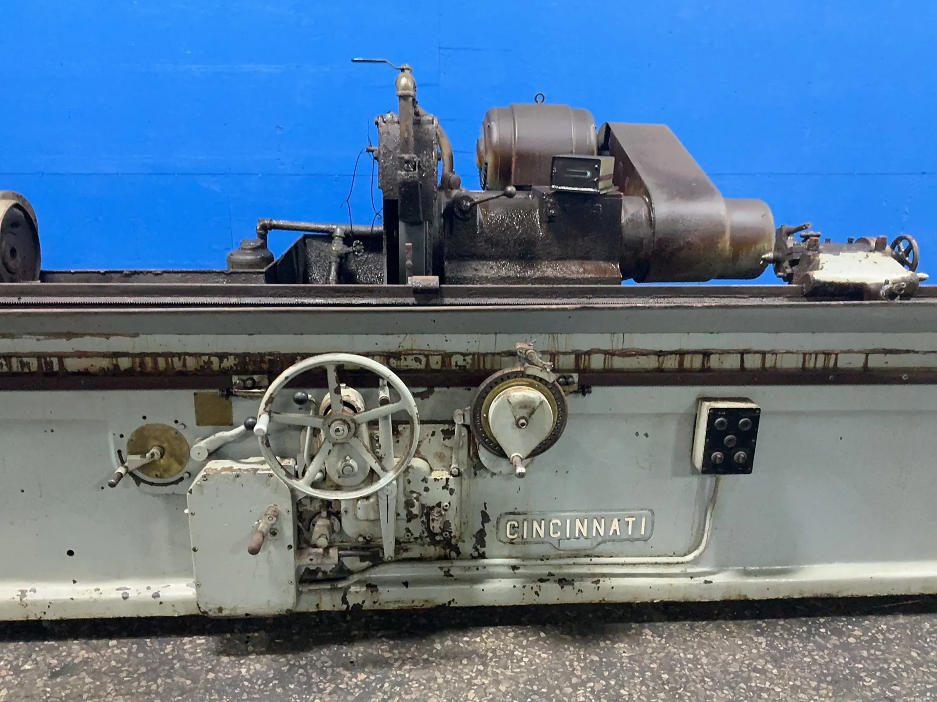 14" x 120" Cincinnati, universal ID/OD cylindrical grinder, 3.25" x 26" grinding wheel, 1.5" bore, tailstock - Image 1