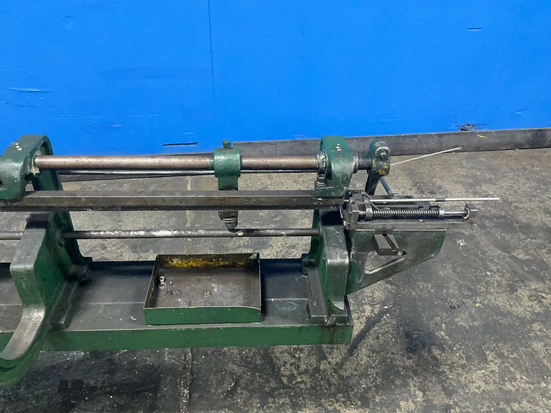 .25" Lewis Machine #2CG, wire cutter, Dayton counter, power switch, 1.25 A - Image 5