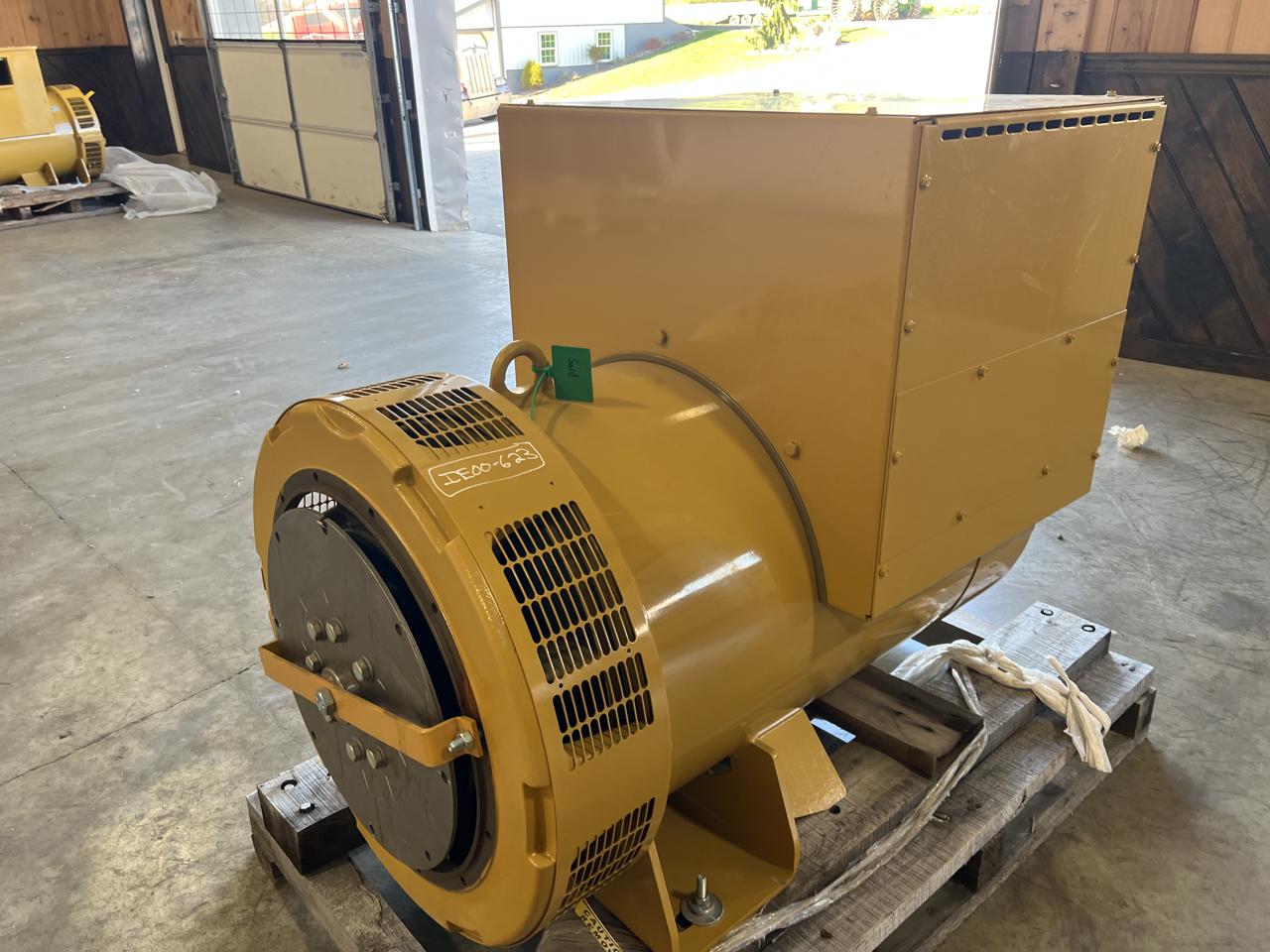512 KW, Caterpillar #LC6124F, generator end with 12 wire reconnectable, 480 Volts, sound attenuated enclosure - Image 10