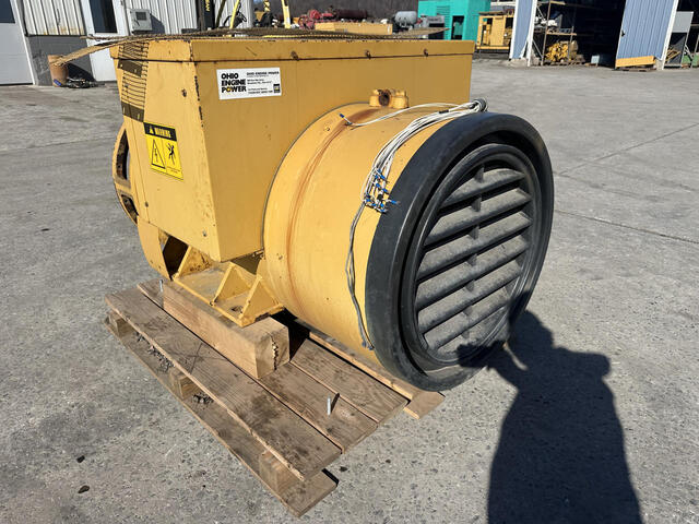 965 KW, Caterpillar #SR-4, generator head, 480 Volts, 3-phase, 4 wire, sound attenuated enclosure 00, 21" - Image 3