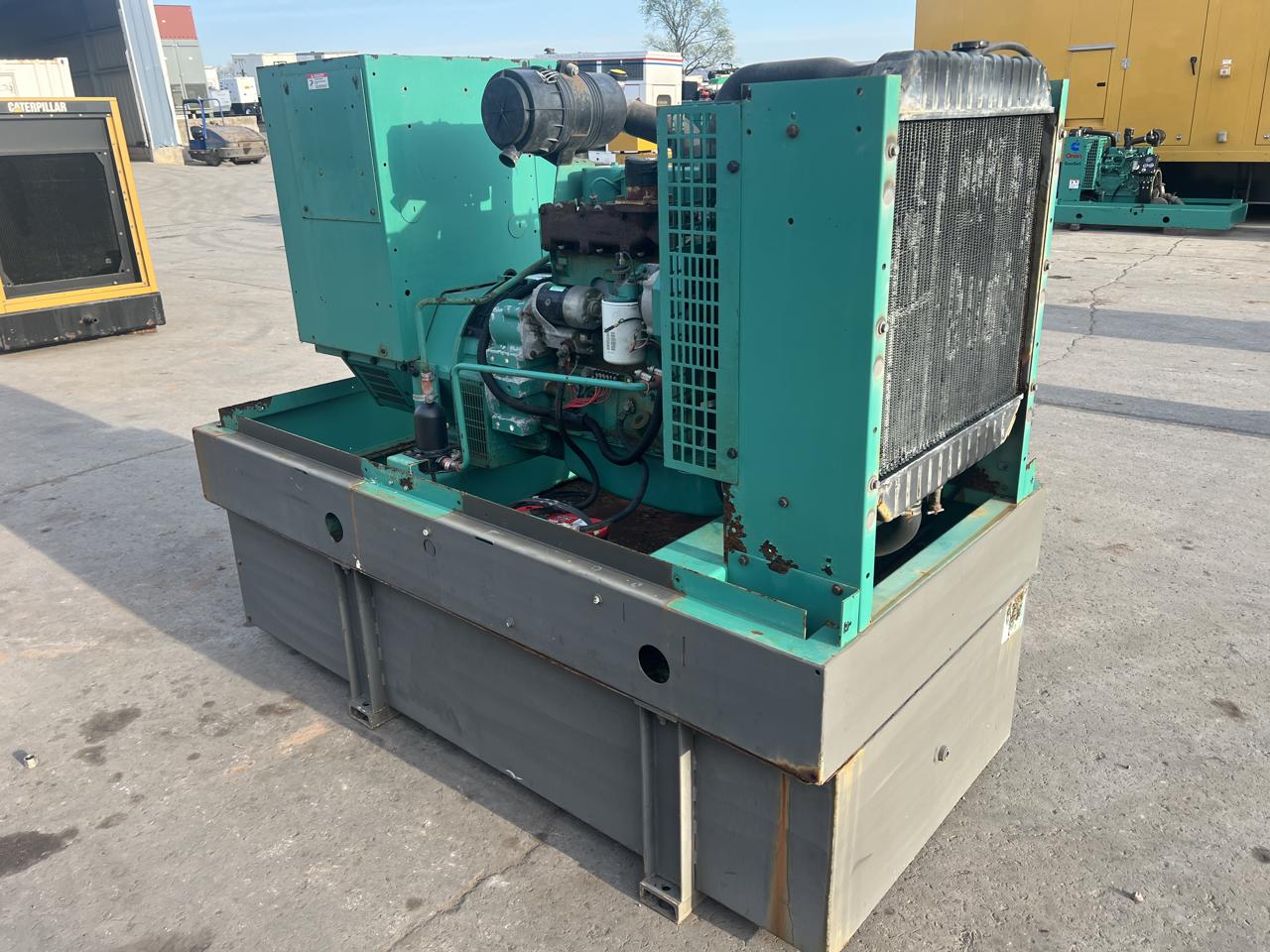 40 KW Cummins Onan #DGBC-4475996, diesel generator set, 120/240 Volts, 1/3-phase, 4B3.9-G2 engine, 62 HP @ - Image 3
