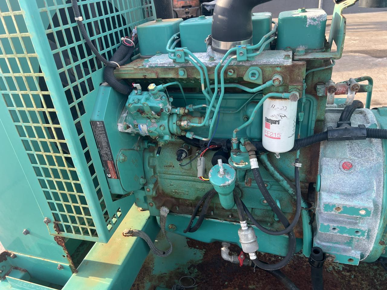 40 KW Cummins Onan #DGBC-4475996, diesel generator set, 120/240 Volts, 1/3-phase, 4B3.9-G2 engine, 62 HP @ - Image 8