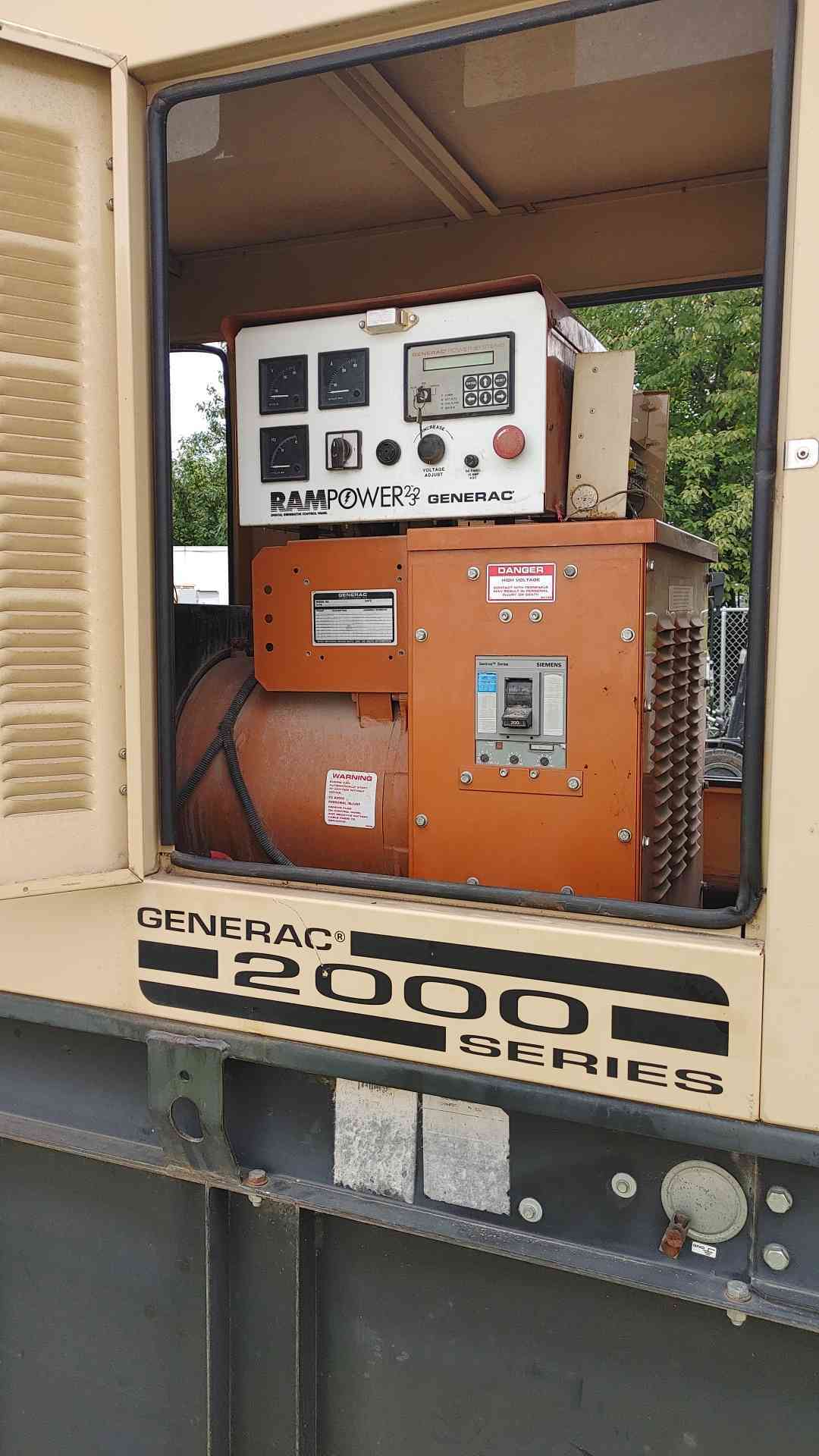 40 KW Generac #2556340200, diesel generator set, 120/240 Volts, 1-phase, 166.6 Amps, 2000 Series, sound - Image 3