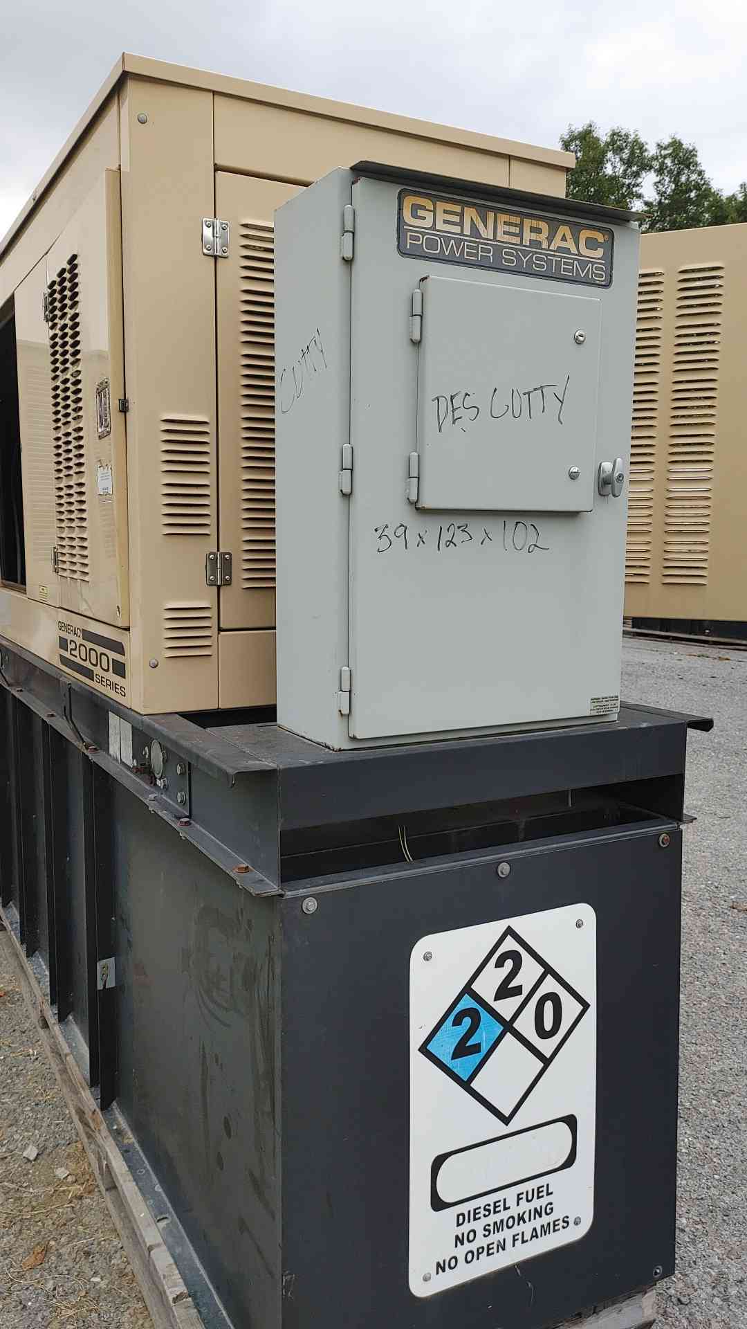 40 KW Generac #2556340200, diesel generator set, 120/240 Volts, 1-phase, 166.6 Amps, 2000 Series, sound - Image 9