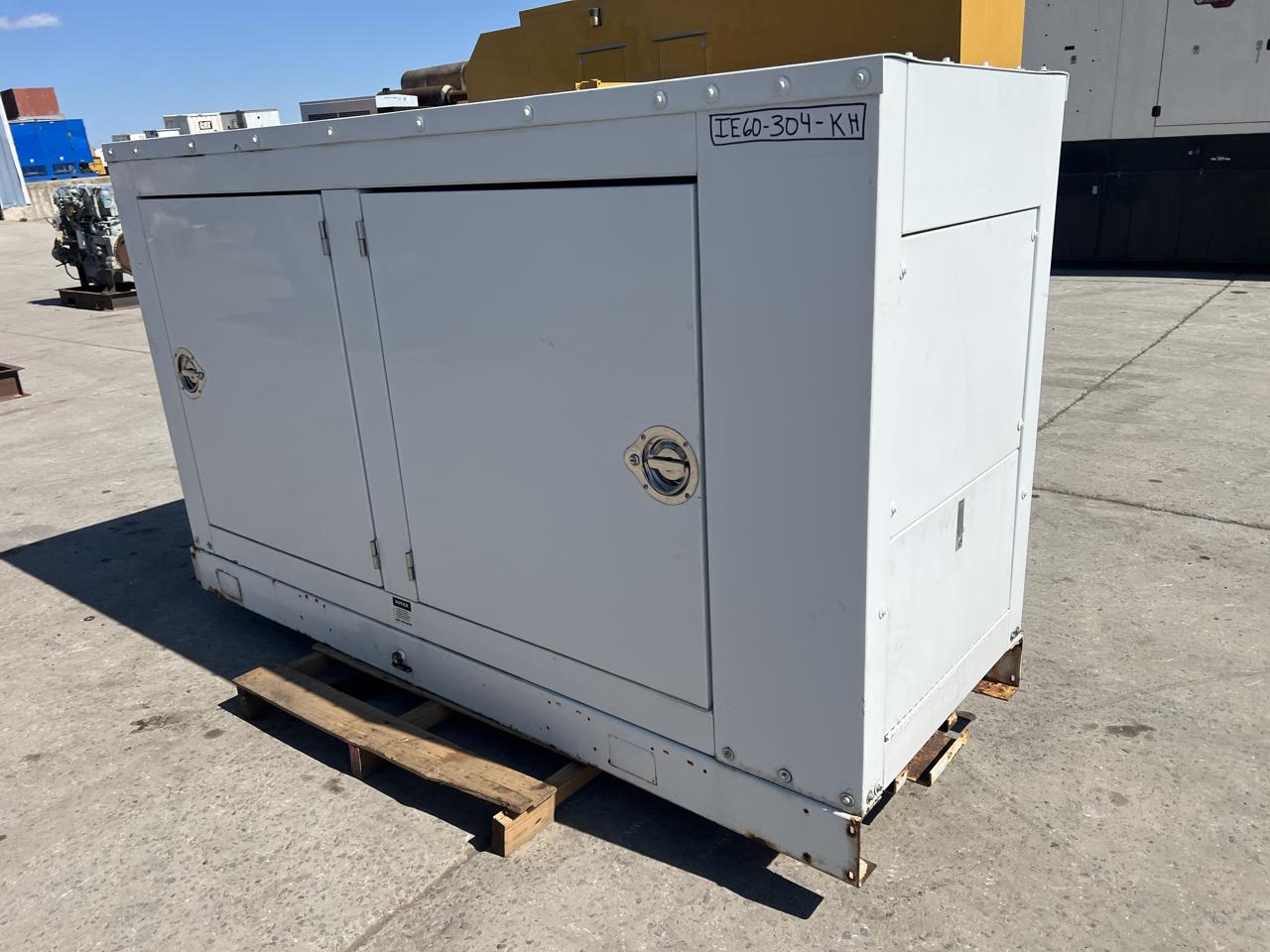 60 KW Kohler #60REOZJ, diesel generator set, 277/480 Volts, 1/3-phase, John Deere 4045TF150 engine, enclosed - Image 2