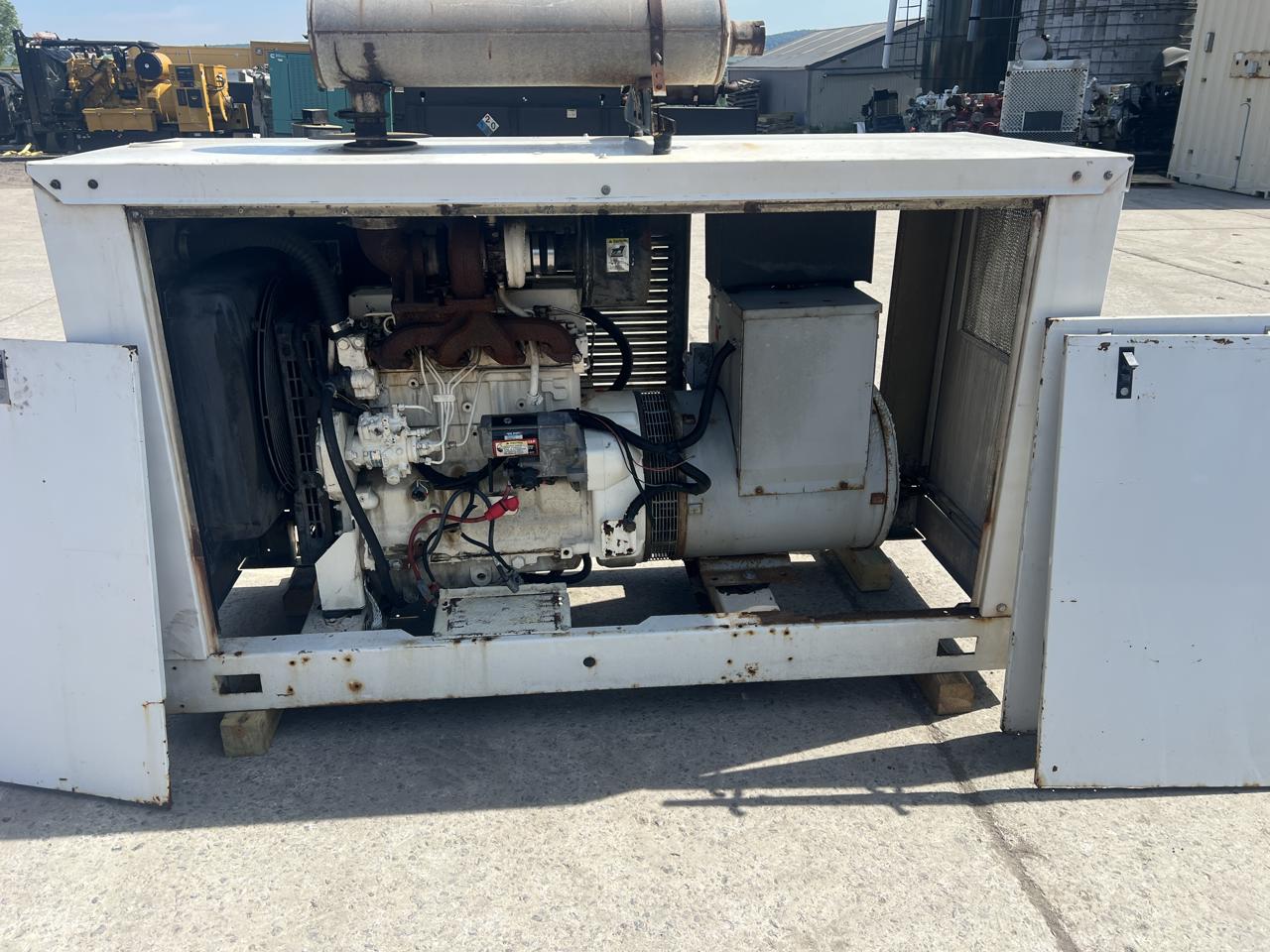 60 KW Marathon #361-PSL1602-1, diesel generator set, 277/480 Volts, 1/3-phase, John Deere 4045TF150 engine - Image 5