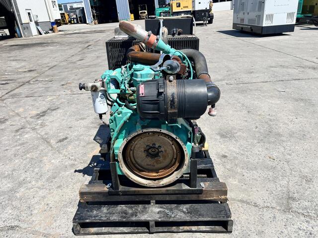 145 HP Cummins #QSB5-4046-02, industrial engine power unit, sound attenuated enclosure 3, 11-1/2" flywheel - Image 3